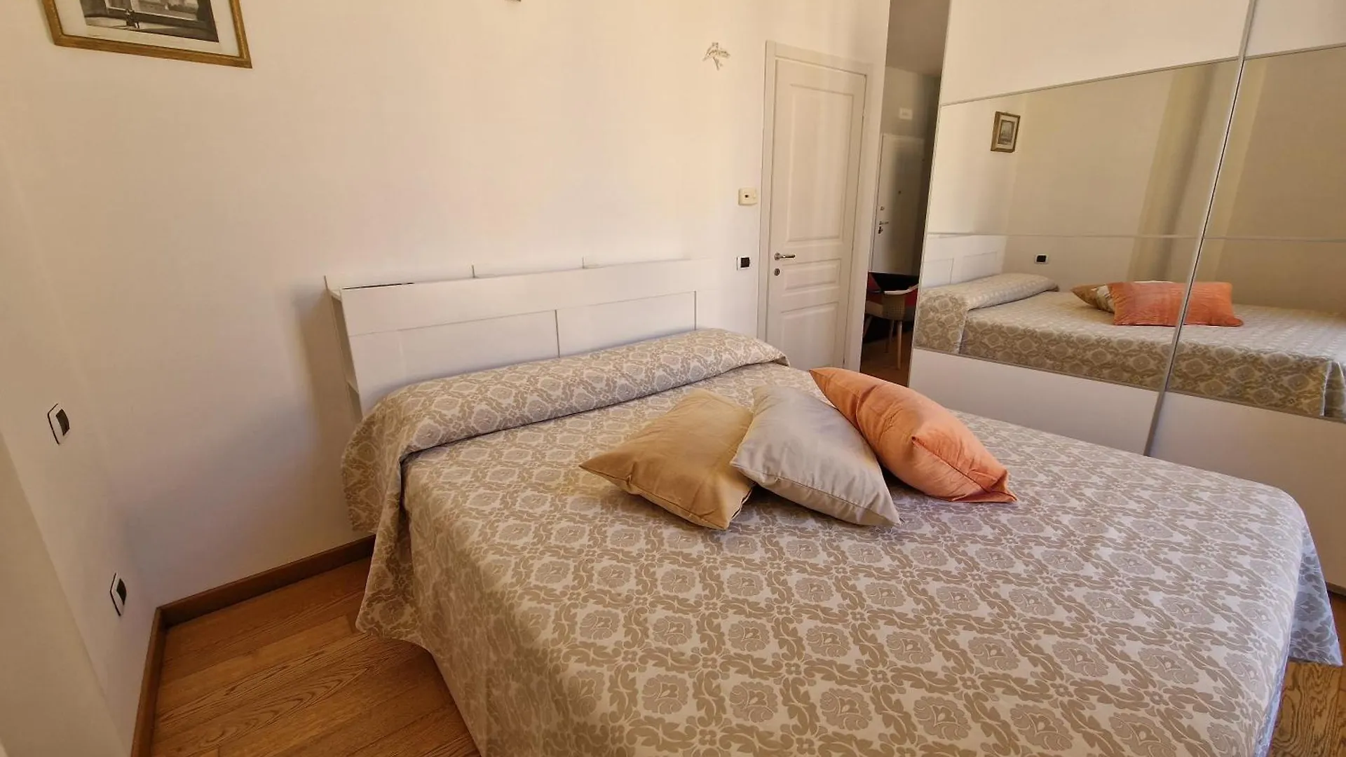 Five Roses Studio Flat Pisa