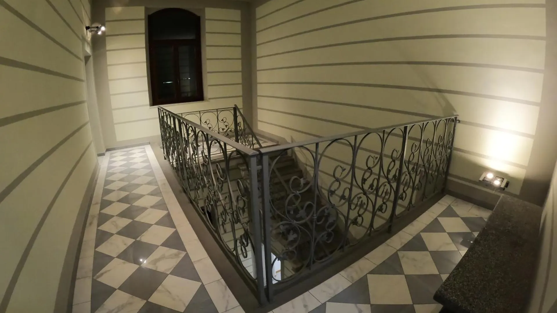 Apartment Five Roses Studio Flat Pisa