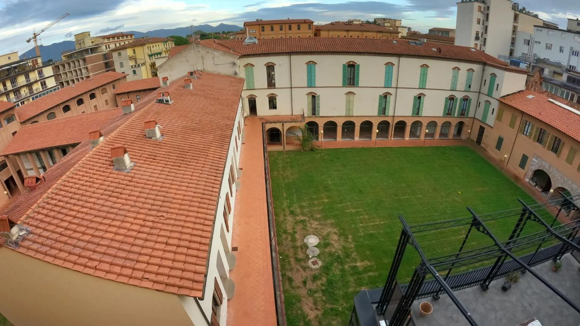 Five Roses Studio Flat Pisa 0*,