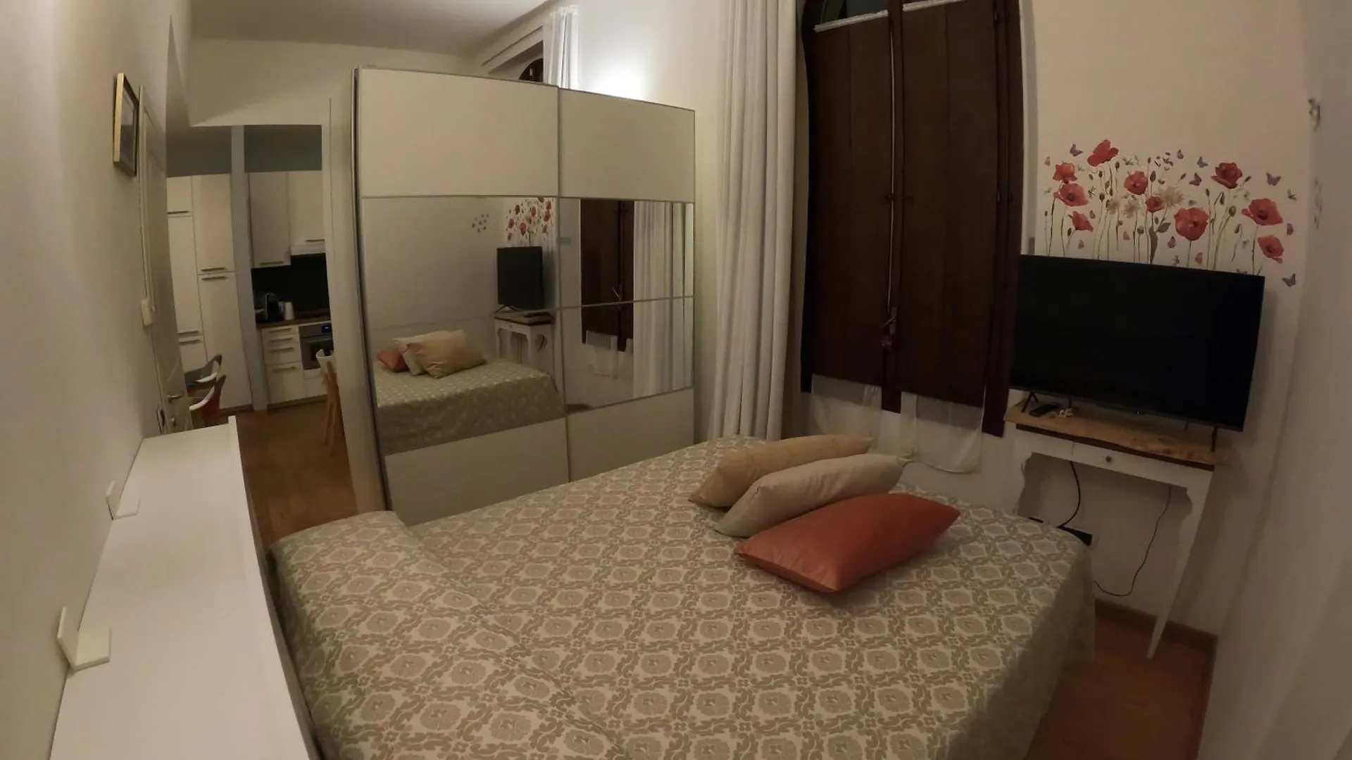 Five Roses Studio Flat Pisa